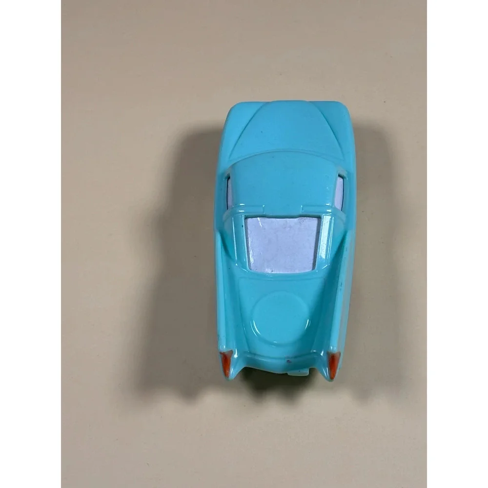 McDonald's Happy Meal 2006 Toy Disney's Pixar Cars #6 Flo Pull Back Toy